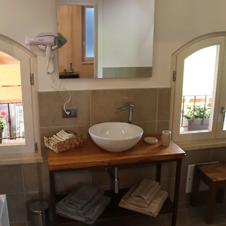 Ca Tognella 4* بيسكانتينا